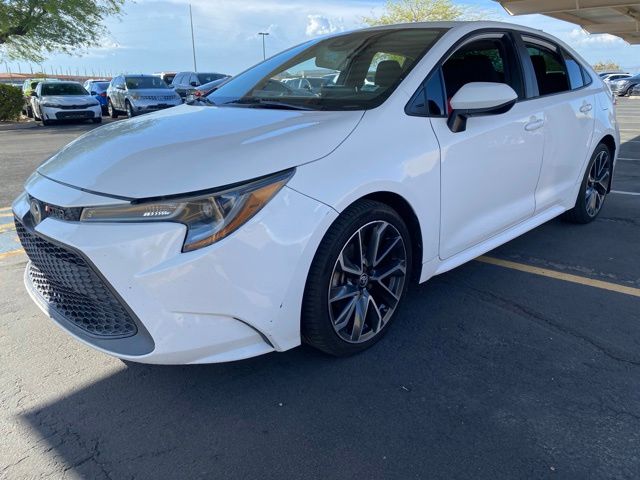 Super White 2020 Toyota Corolla LE FWD Sedan Front-Wheel Drive Continuously Variable Transmission