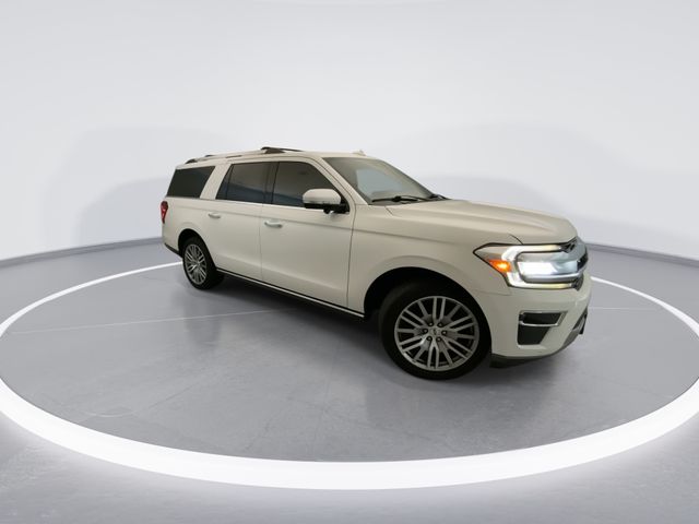 Used 2022 White Ford Limited image 7