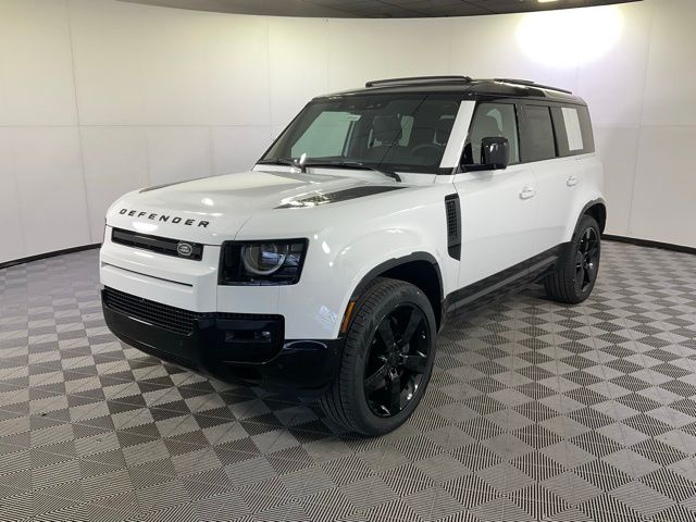 2026 Land Rover Defender 110 P400 X-Dynamic SE AWD