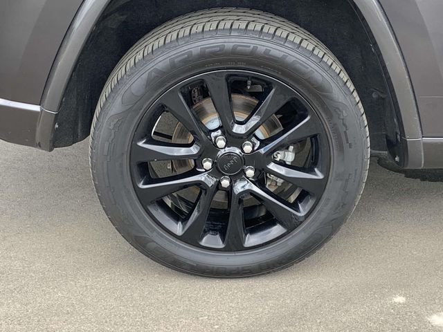 2018 Jeep Grand Cherokee Altitude 12