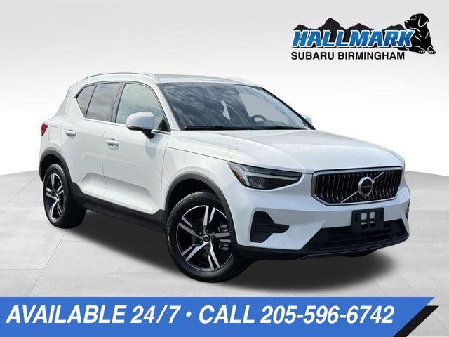 Crystal White Metallic 2024 Volvo XC40 SUV / Crossover All-Wheel Drive Automatic