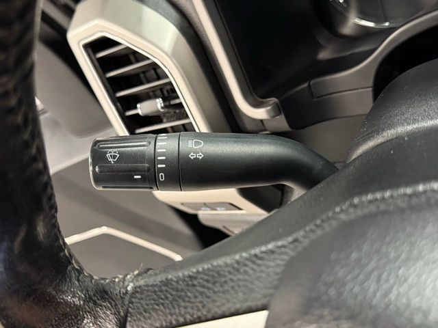 2019 Ford F-150 Lariat photo