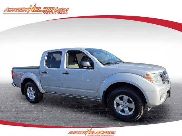 2012 Nissan Frontier SV V6 Crew Cab 4WD   