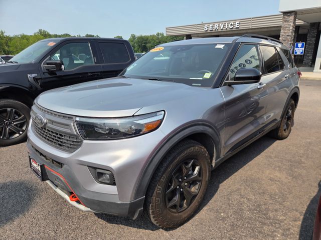 Silver Metallic 2024 Ford Explorer SUV / Crossover All-Wheel Drive Automatic