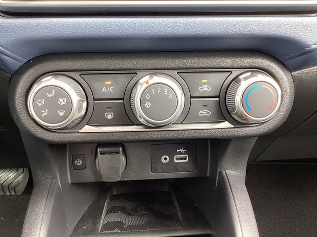 Used Car 2023 Nissan Versa  1.6 Sv For Sale Under $20,000 In San Antonio, Texas