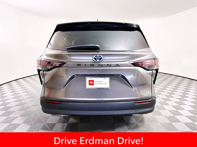 Used 2023 Toyota Sienna Van