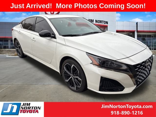 2024 Nissan Altima SR