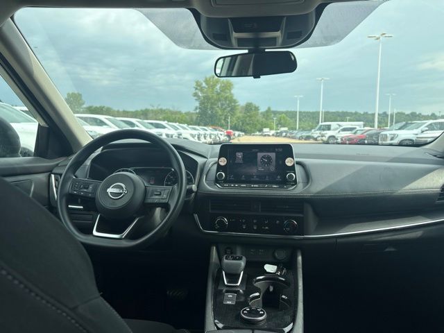 Used 2024 Nissan Rogue SUV