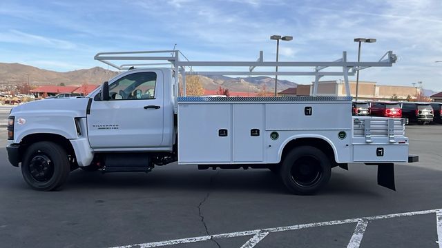 2024 Chevrolet Silverado 5500HD Work Truck 10