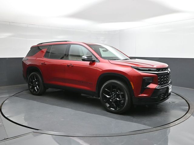 Used 2025 Chevrolet Traverse SUV