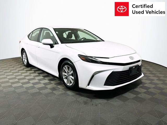 2025 Toyota Camry LE FWD