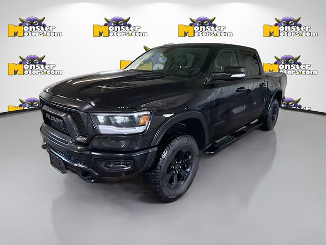 2020 RAM 1500 Negro (Diamond Black Crystal Pearlcoat) Camioneta Todo terreno 8 velocidades Automática
