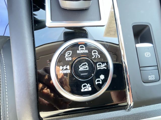 Used 2025 Mitsubishi Outlander PHEV SUV