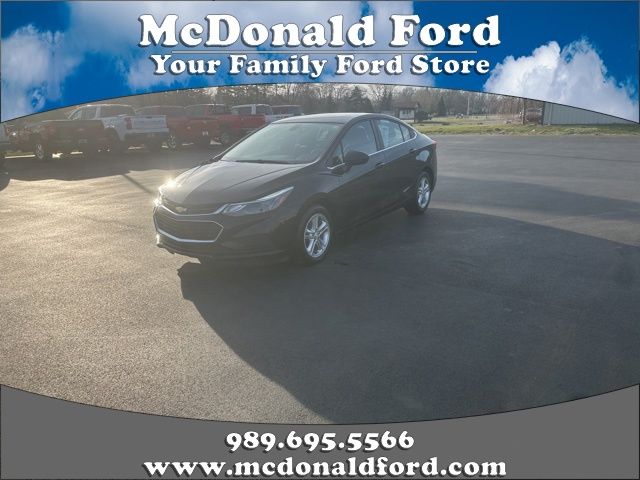 Mosaic Black Metallic 2017 Chevrolet Cruze LT Sedan FWD Sedan Front-Wheel Drive 6-Speed Automatic