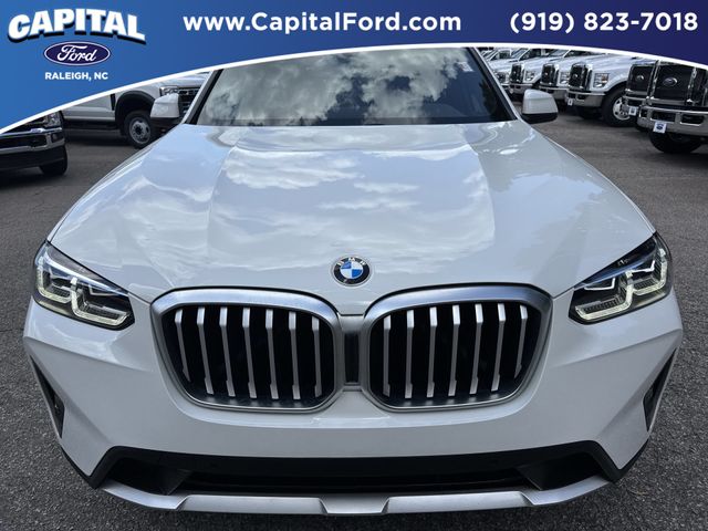Used 2023 White BMW sDrive30i image 10