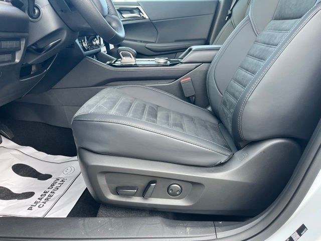 MitsubishiOutlander27
