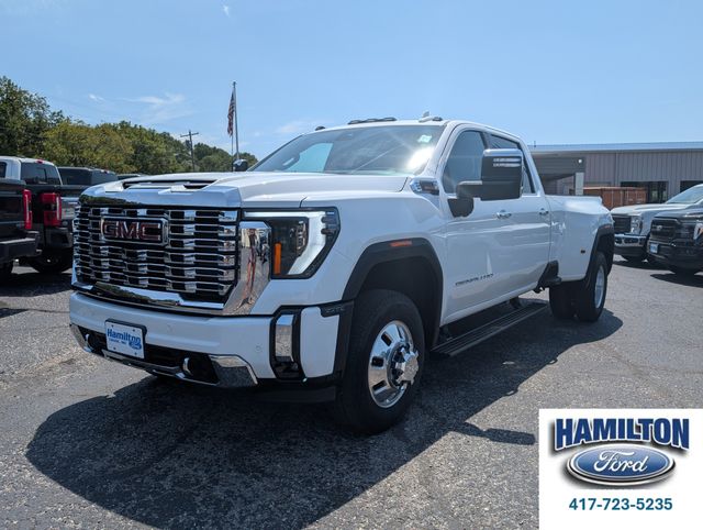 2025 GMC Sierra 3500HD Denali Crew Cab 4WD