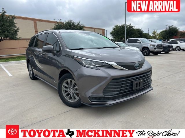 Predawn Gray Mica 2021 Toyota Sienna LE 8-Passenger FWD Minivan Front-Wheel Drive Continuously Variable Transmission