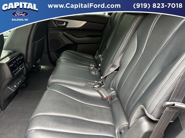 Used 2023 Black Acura Technology image 18
