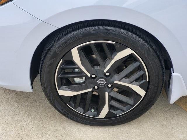 New 2025 Gray Nissan 1.6 SR image 8