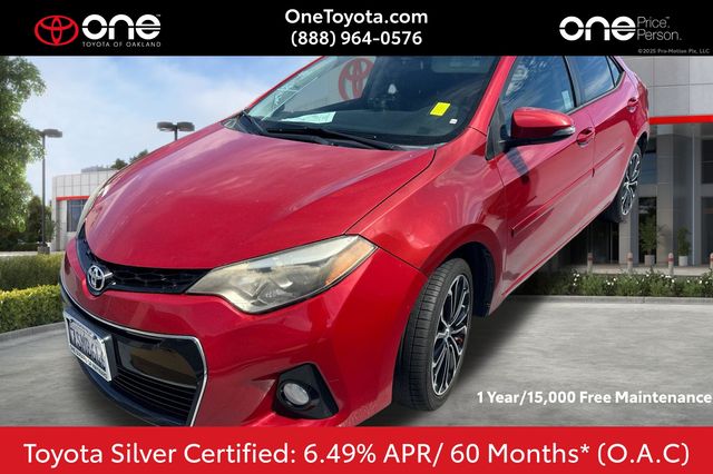 Barcelona Red Metallic 2016 Toyota Corolla Sedan Front-Wheel Drive 6-Speed Manual