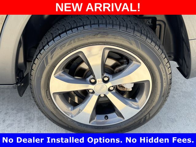 2019 Jeep Cherokee Limited Black at Community Toyota