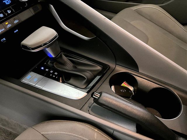 2021 Hyundai Elantra SEL Silver at Phil Fitts Ford