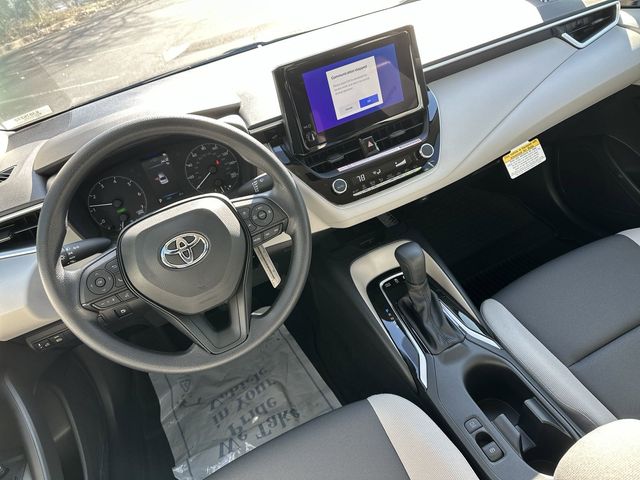 2025 Toyota Corolla Hybrid LE 13