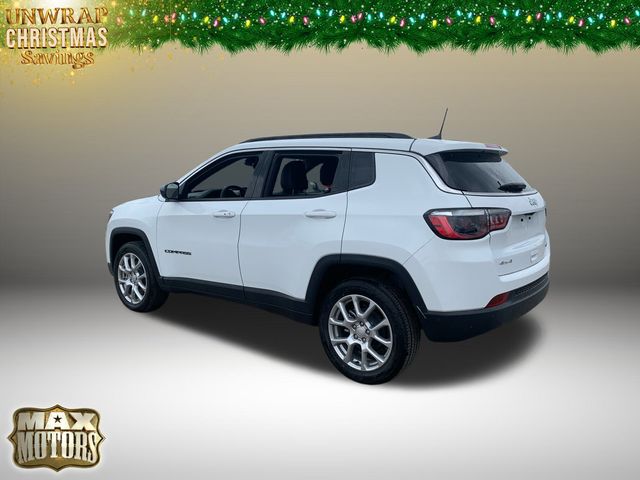 2024 Jeep Compass Latitude Lux 7