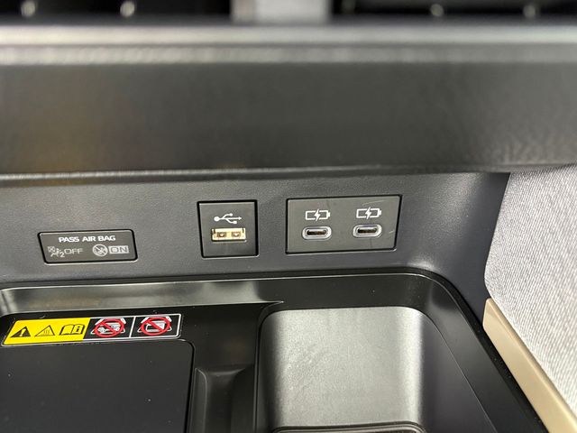 2026 Toyota Camry LE - Photo 30