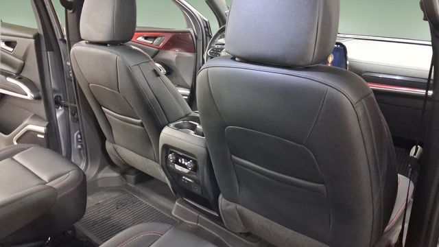 Used 2024 Chevrolet Traverse SUV