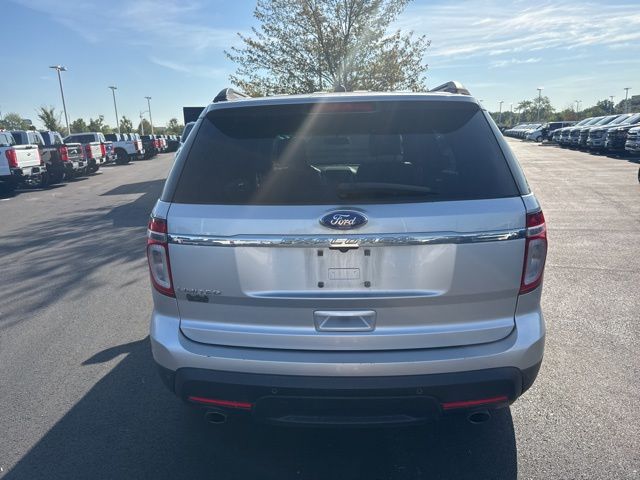 2011 Ford Explorer Limited photo 5