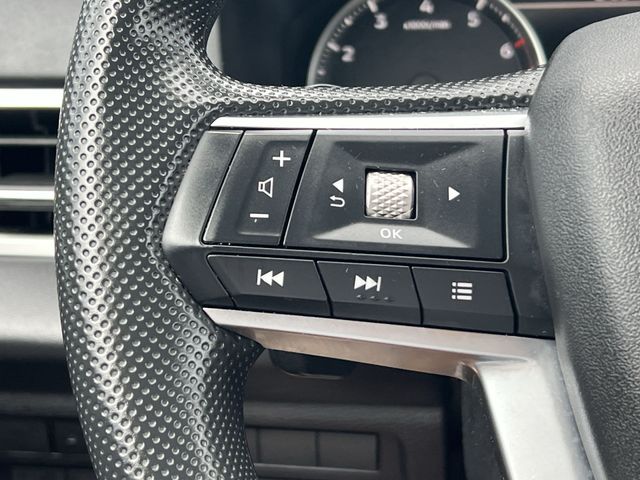 Used 2025 Black Mitsubishi ES image 29
