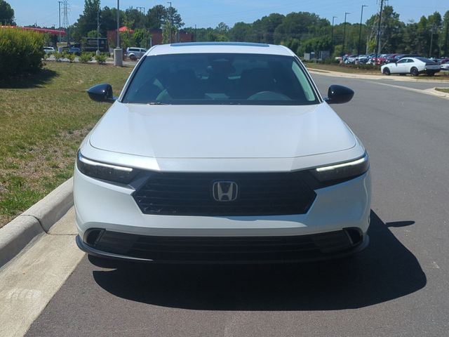 Used 2026 White Honda SE image 16