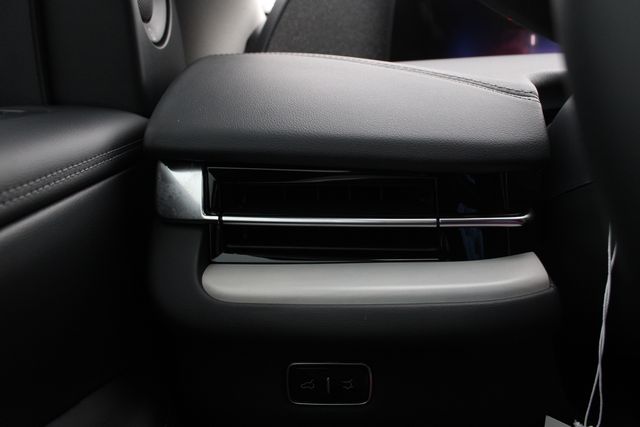 New 2026 Black Lincoln Reserve image 8