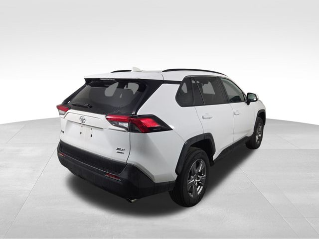 2024 Toyota RAV4 XLE photo