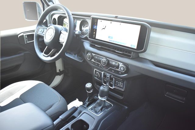 New Car 2025 Jeep Gladiator  Sport S For Sale Under $40,000 In Austin, Texas