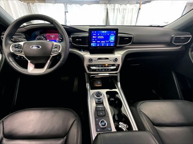 2023 Ford Explorer XLT Gray at Bob Ruth Ford