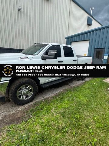Bright White Clearcoat 2024 RAM 2500 Pickup Truck Four-Wheel Drive 6-Speed Automatic
