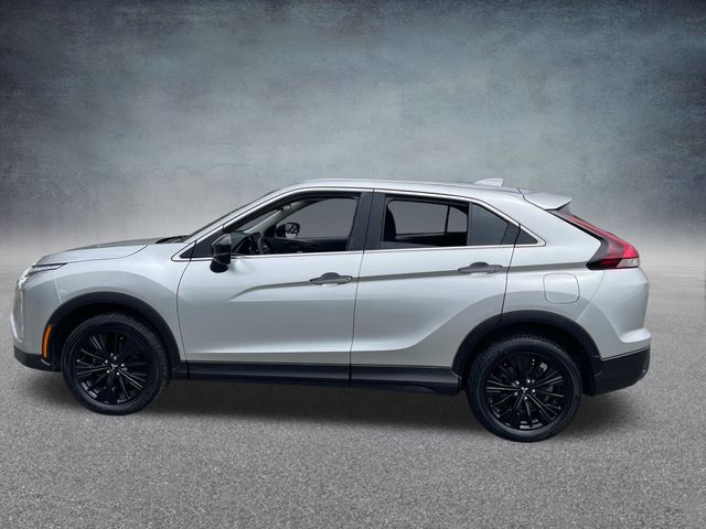 2022 Mitsubishi Eclipse Cross LE 9