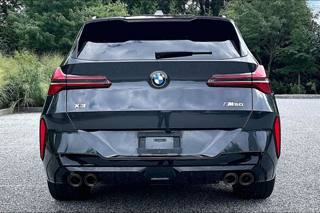 Used 2025 Gray BMW M50 xDrive image 16