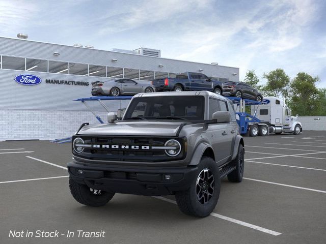 2024 Ford Bronco Outer Banks 3