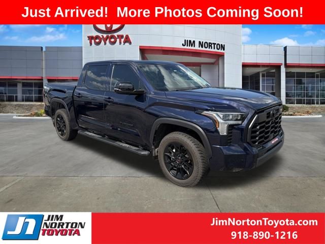 Blueprint 2024 Toyota Tundra Pickup Truck Four-Wheel Drive Automatic