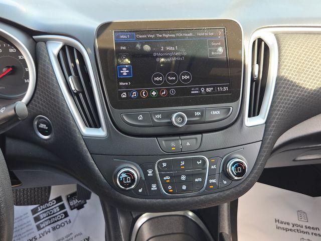 Used 2023 Black Chevrolet LT image 17