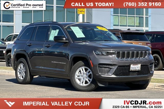 Baltic Gray Metallic Clearcoat 2023 Jeep Grand Cherokee SUV / Crossover 4X2 8-Speed Automatic