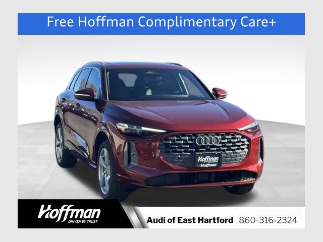 Grenadine Red Metallic 2025 Audi Q5 quattro Premium Plus 40 TFSI SUV / Crossover All-Wheel Drive 7-Speed Automatic