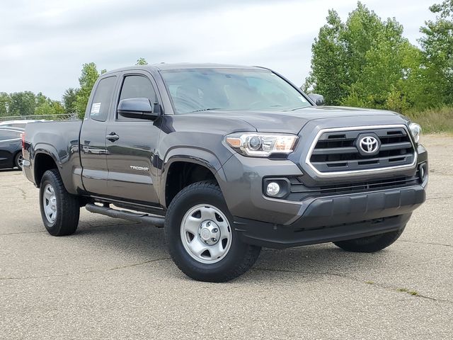 Magnetic Gray Metallic 2016 Toyota Tacoma Pickup Truck 4X2 6-Speed Automatic