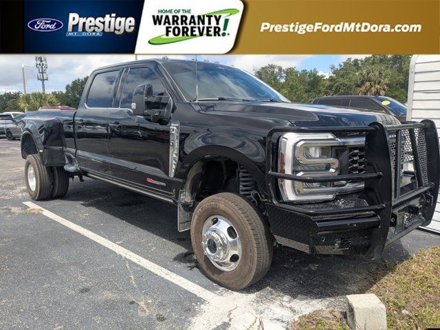Agate Black Metallic 2025 Ford F-350 Super Duty King Ranch Crew Cab LB DRW 4WD Pickup Truck Four-Wheel Drive Automatic