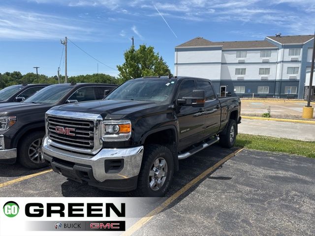 Black 2016 GMC Sierra 2500HD SLE Crew Cab SB 4WD Pickup Truck Four-Wheel Drive 6-Speed Automatic Overdrive