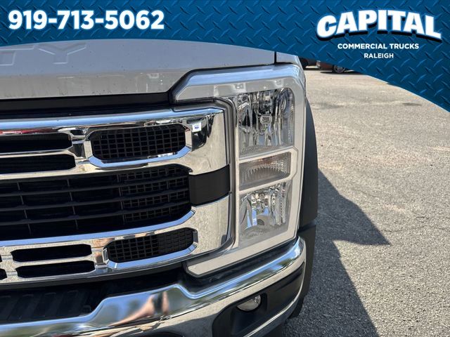2024 Ford F-550 Super Duty Chassis Cab XL - Photo 11